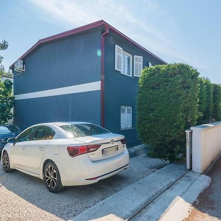 Apartament Family Patio Vir Zewnętrze zdjęcie