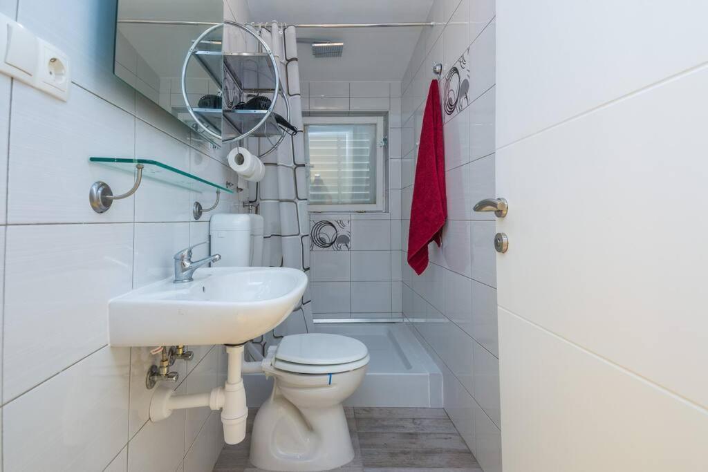 Apartament Family Patio Vir Zewnętrze zdjęcie